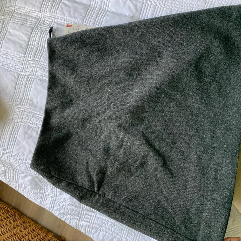 Wool blended high waisted mini skirt / dark gray / Uniqlo NWT - Picture 2 of 7